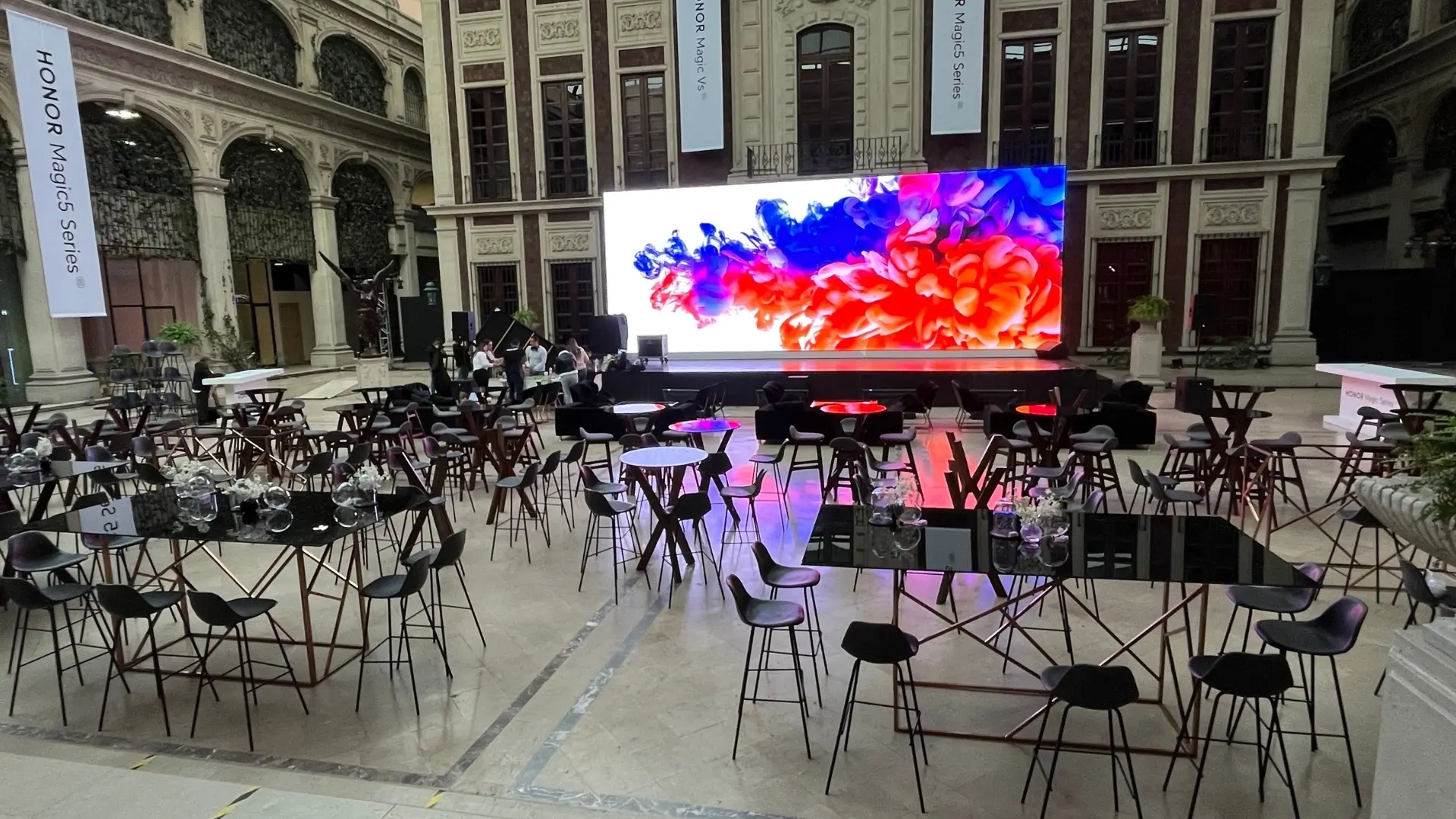 RENTA DE MOBILIARIO Y EQUIPO PARA EVENTOS